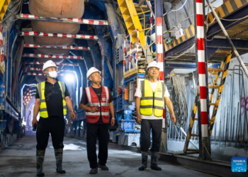 Ásia Central | Concluído primeiro túnel de ferrovia que contorna Rússia