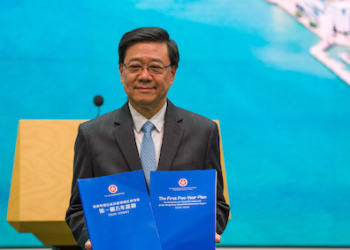 Hong Kong | Plano Quinquenal anuncia mais habitação e emprego