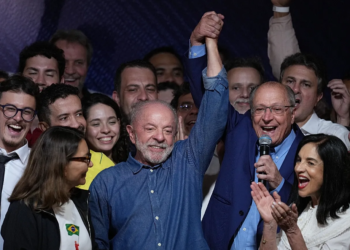 China-Brasil | Reeleição de Lula da Silva ajuda aproximação a Pequim